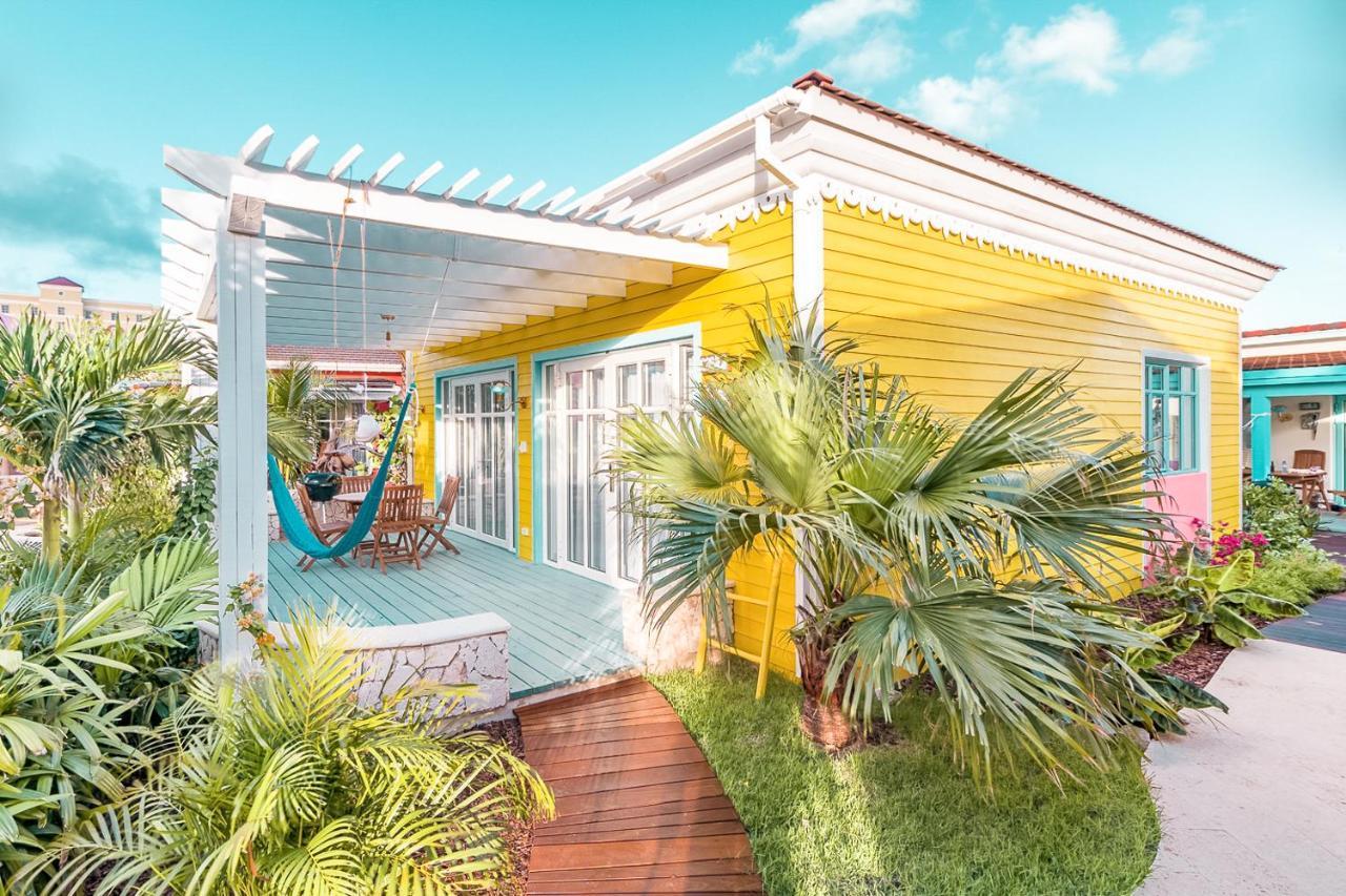 Boardwalk Boutique Hotel Aruba - Adults Only パームビーチ エクステリア 写真