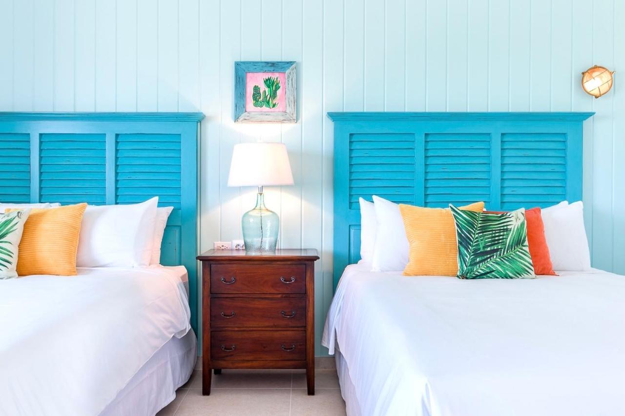 Boardwalk Boutique Hotel Aruba - Adults Only パームビーチ エクステリア 写真