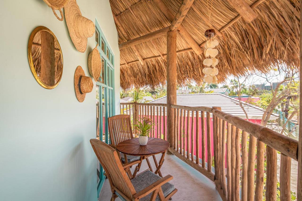 Boardwalk Boutique Hotel Aruba - Adults Only パームビーチ エクステリア 写真