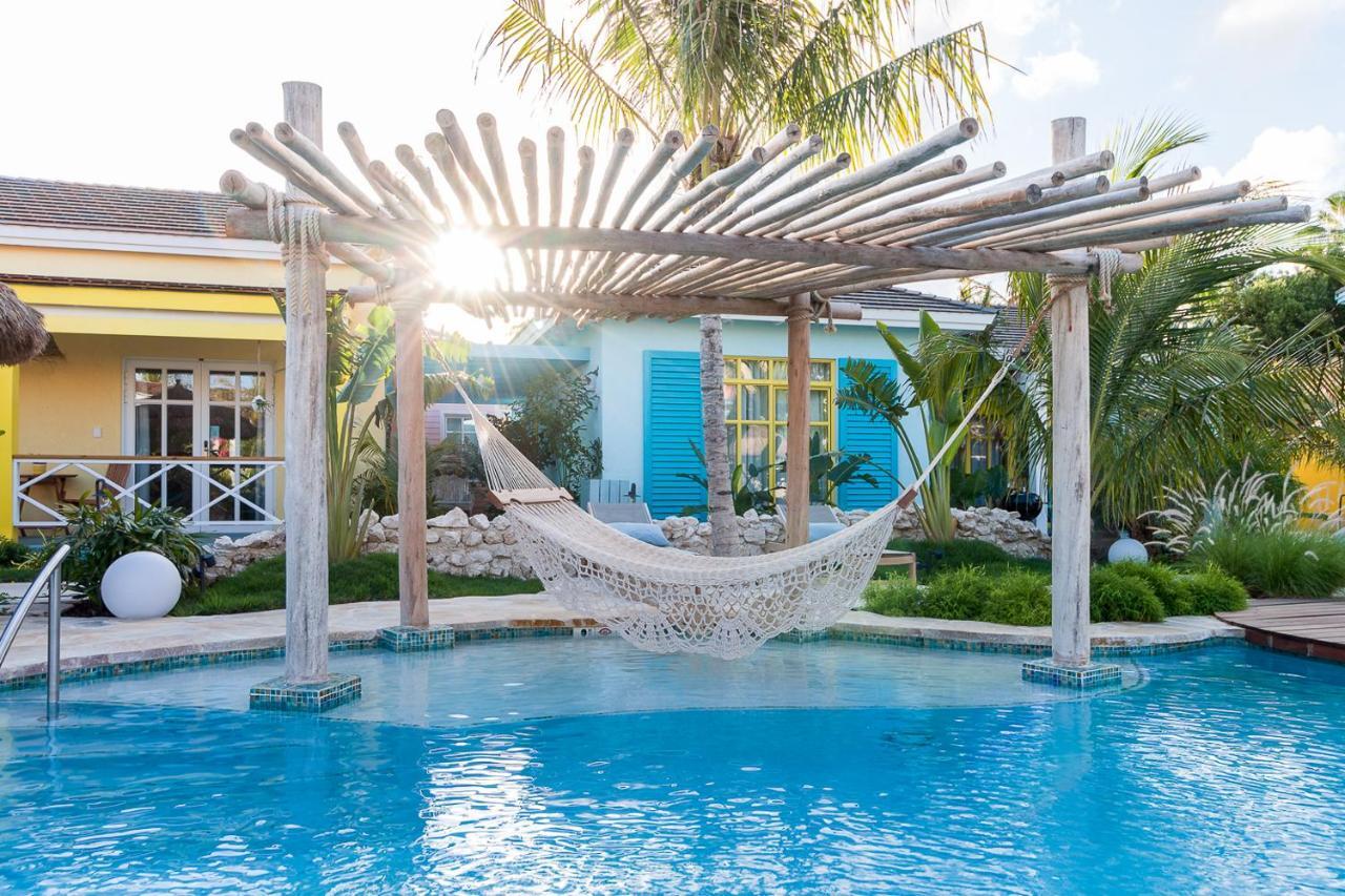 Boardwalk Boutique Hotel Aruba - Adults Only パームビーチ エクステリア 写真